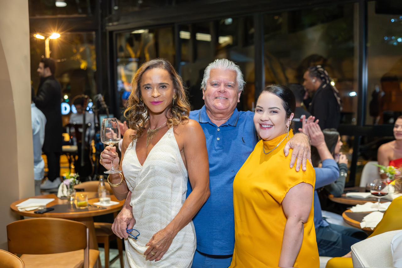Marcia Pinheiro, Sérgio Pinheiro e Bianka Muniz